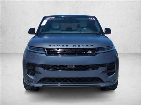 Used 2024 Land Rover Range Rover Sport Dynamic SE AWD/4WD image 2