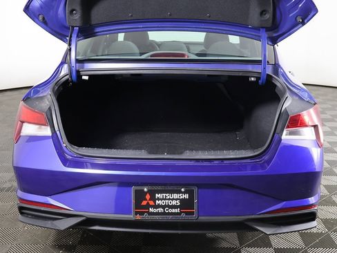 Used 2021 Hyundai Elantra SEL image 13