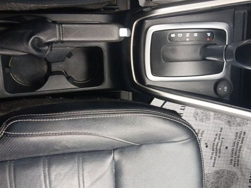 Used 2019 Ford EcoSport Titanium AWD/4WD image 28