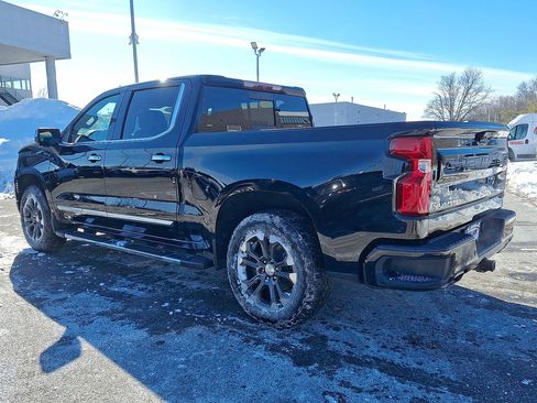 Used 2023 Chevrolet Silverado 1500 High Country image 22