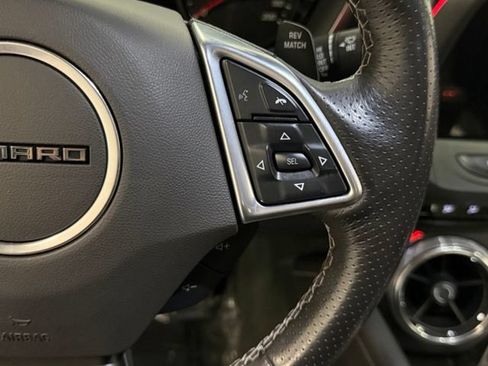 Used 2022 Chevrolet Camaro SS RWD image 12