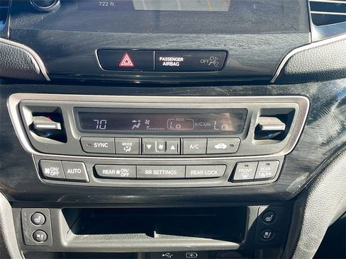 Used 2024 Honda Passport Black Edition image 16