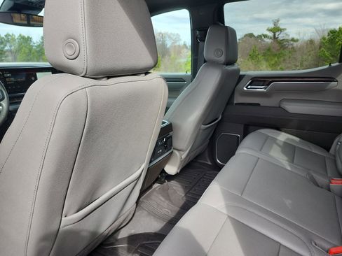 Used 2025 GMC Sierra 1500 SLT w/ SLT Premium Plus Package image 15