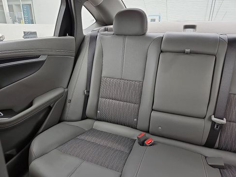 Used 2019 Chevrolet Impala LS FWD image 13