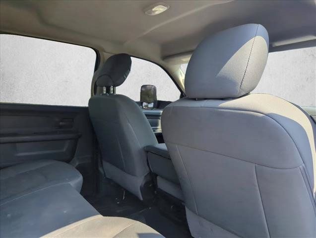 Used 2018 RAM 3500 Tradesman w/ Chrome Appearance Group AWD/4WD image 26
