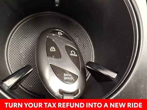 Certified 2025 Hyundai Sonata SE image 16