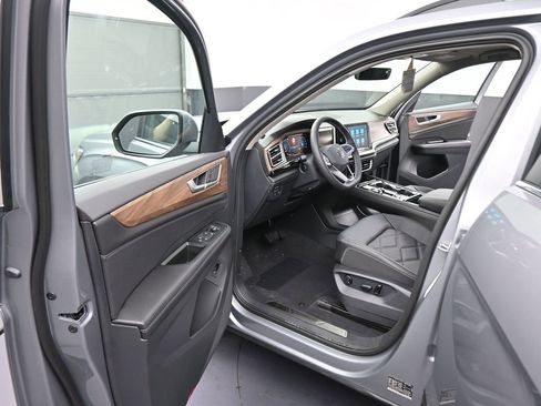 New 2026 Volkswagen Atlas SE image 36