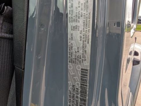 Used 2024 Jeep Wrangler Sahara AWD/4WD image 18