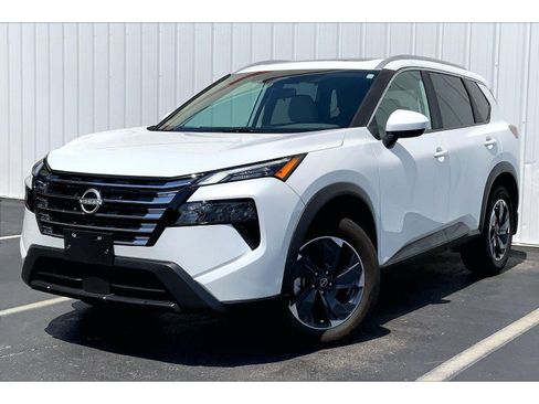 Used 2025 Nissan Rogue SV w/ SV Premium Package AWD/4WD image 1