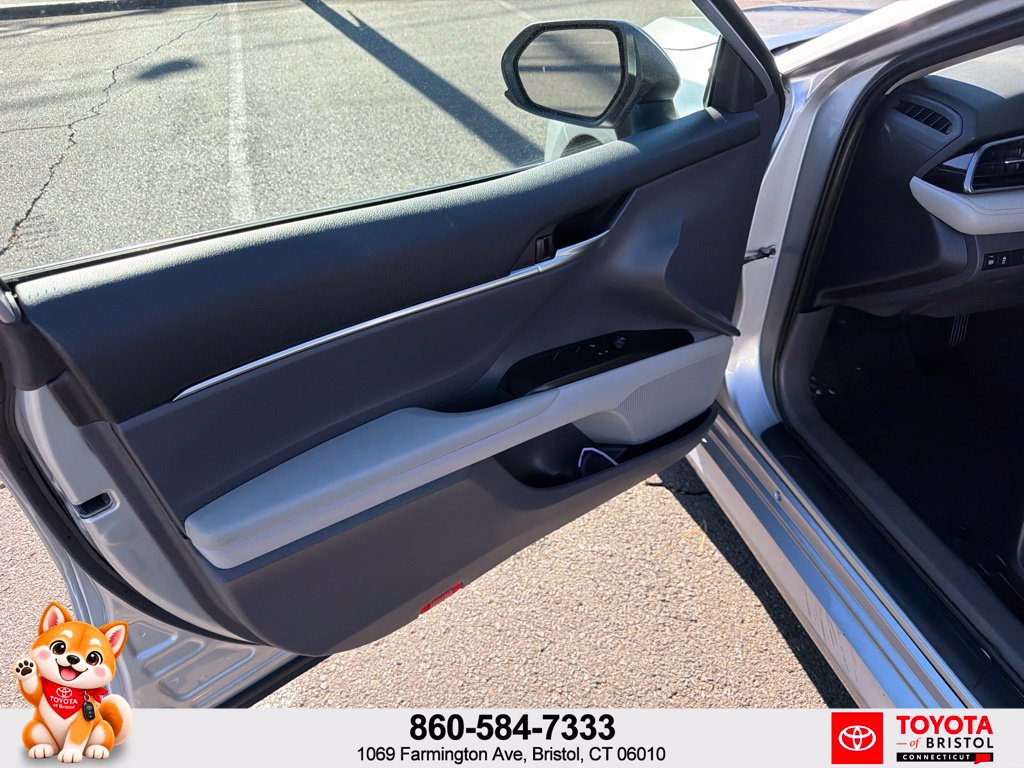 Used 2024 Toyota Camry LE FWD image 14