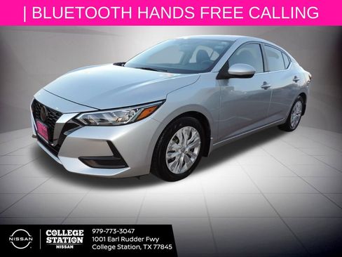 Certified 2021 Nissan Sentra S image 8