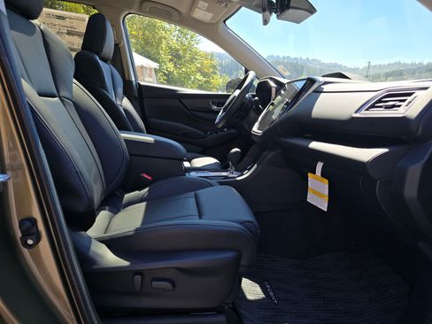 New 2026 Subaru Ascent Limited AWD/4WD image 27