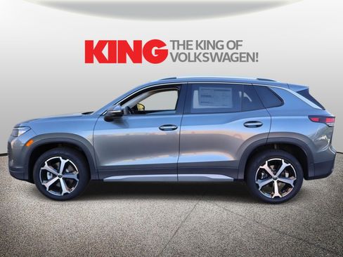 New 2026 Volkswagen Tiguan SE image 7