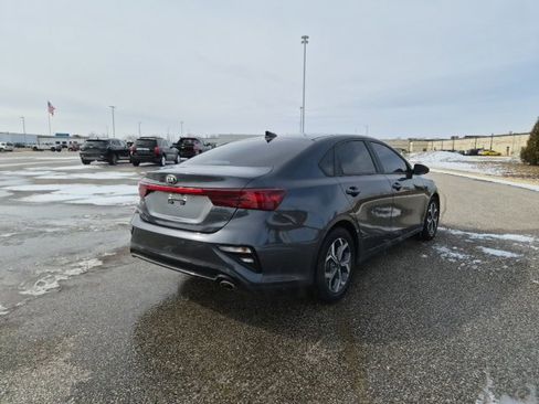 Used 2021 Kia Forte LXS image 5