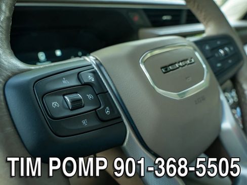 Used 2022 GMC Yukon Denali AWD/4WD image 27