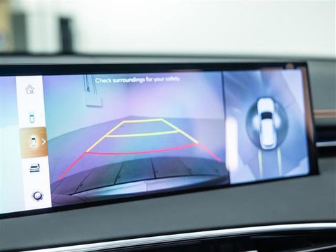 New 2026 Genesis GV70 2.5T Sport Prestige w/ G1 Accessory Package AWD/4WD image 25