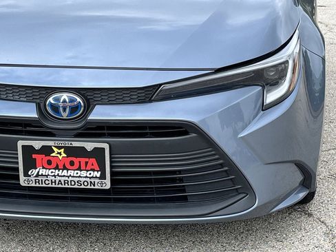 Used 2024 Toyota Corolla LE FWD image 8