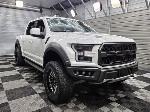 Used 2019 Ford F150 Raptor w/ Equipment Group 802A Luxury AWD/4WD image 5