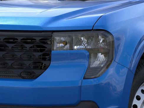 New 2025 Ford Maverick XL w/ Equipment Group 102A image 43