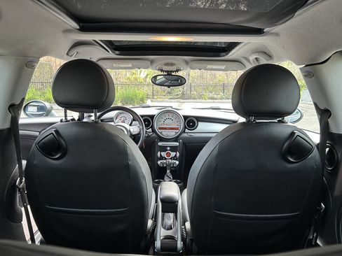 Used 2009 MINI Cooper Clubman Hardtop image 29
