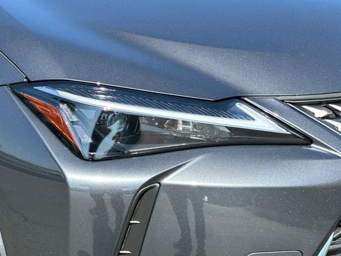 Certified 2025 Lexus UX 300h FWD w/ Accessory Package (Z2) image 13