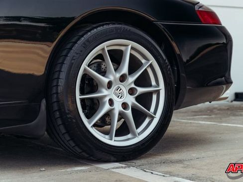 Used 2004 Porsche 911 Carrera RWD image 37