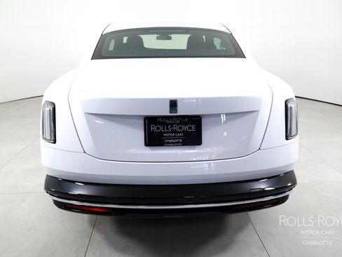 Used 2025 Rolls-Royce Spectre w/ Leather Finishing Pack AWD/4WD image 9