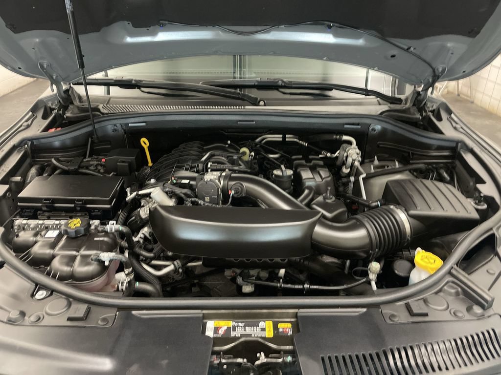 Used 2025 Dodge Durango GT AWD/4WD image 24