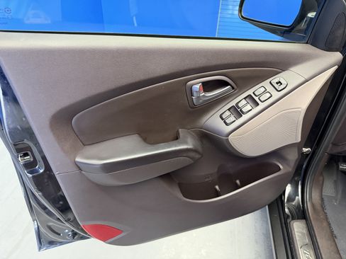 Used 2014 Hyundai Tucson Limited AWD/4WD image 9