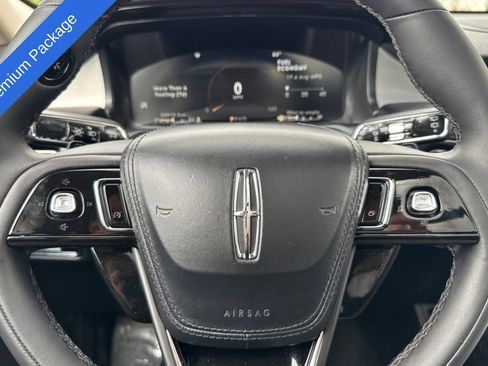 Used 2023 Lincoln Aviator 2WD w/ Premium Package image 25