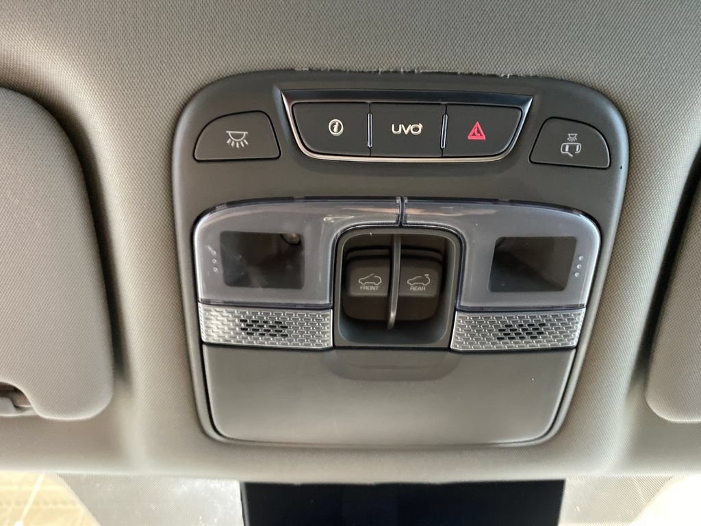 Used 2022 Kia Telluride SX w/ Nightfall Edition Package AWD/4WD image 20