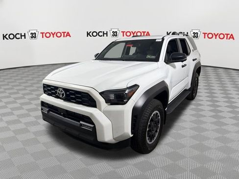 Used 2025 Toyota 4Runner TRD Off-Road Premium w/ Tow Technology Package AWD/4WD image 3