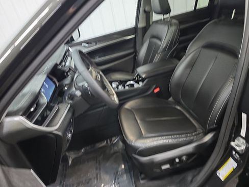 Used 2023 Jeep Grand Cherokee 4WD 4xe image 30