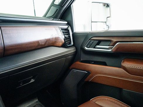 Used 2024 GMC Sierra 2500 Denali Ultimate w/ Max Trailering Package image 54