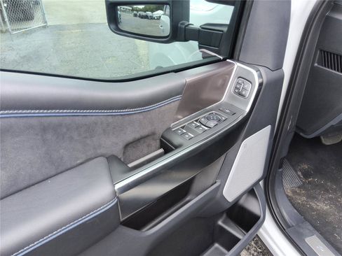 New 2026 Ford F350 Platinum w/ FX4 Off-Road Package AWD/4WD image 13