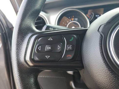 Used 2018 Jeep Wrangler Unlimited Sport AWD/4WD image 22