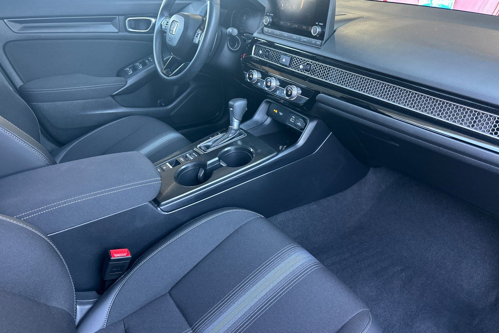 Used 2024 Honda Civic Sport image 14