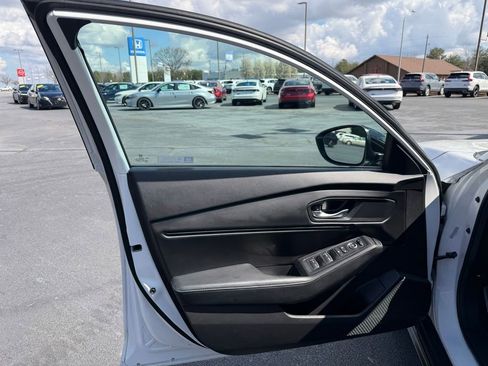 Used 2024 Honda Accord Sport image 17