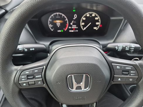 Used 2025 Honda HR-V LX image 22