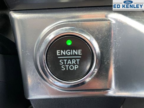 Used 2022 Ford F150 Lariat image 11