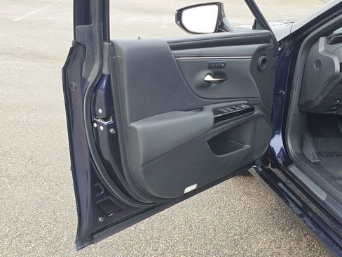 Used 2023 Lexus ES 350 w/ Premium Package image 19