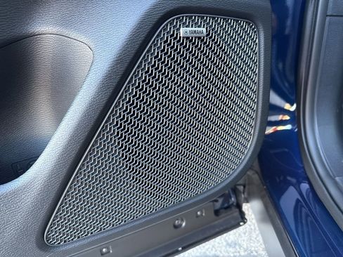 New 2026 Mitsubishi Outlander SE image 32