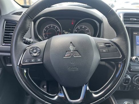 Used 2023 Mitsubishi Outlander Sport SE image 14