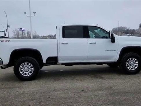 Used 2023 Chevrolet Silverado 2500 LTZ w/ LTZ Convenience Package image 9