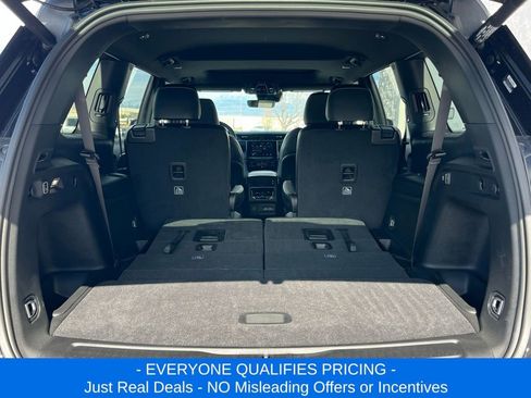 New 2025 Jeep Grand Cherokee L Altitude image 28