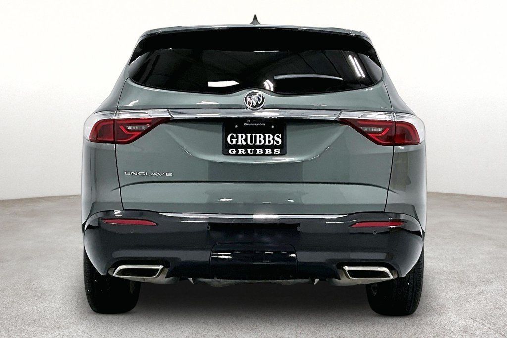 Used 2023 Buick Enclave Premium FWD image 5