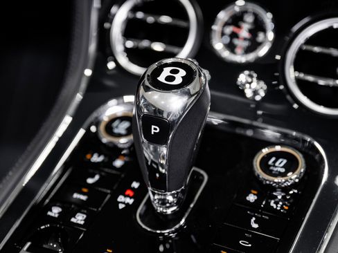 Used 2022 Bentley Continental GT V8 AWD/4WD image 37