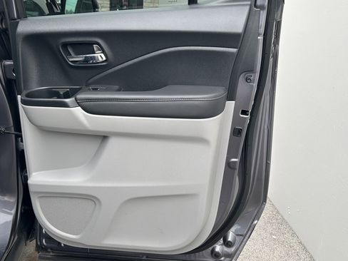 Certified 2023 Honda Ridgeline RTL-E image 16