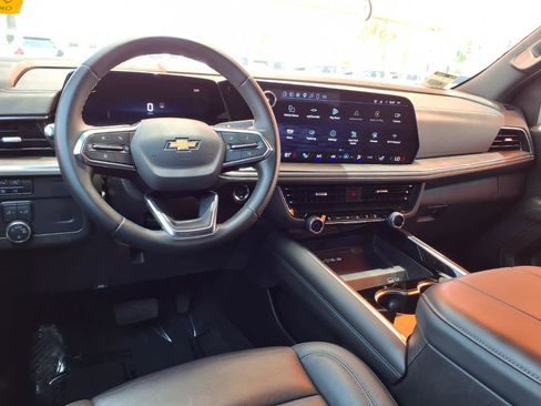 Used 2025 Chevrolet Tahoe LT AWD/4WD image 8