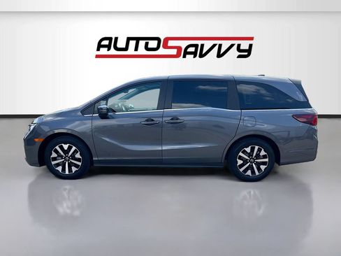 Used 2025 Honda Odyssey EX-L image 4